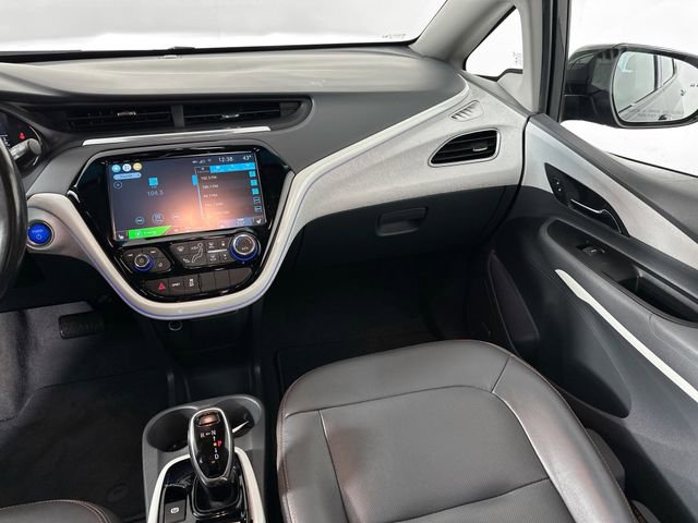 Used 2021 Chevrolet Bolt Premier w/ Infotainment Package image 27