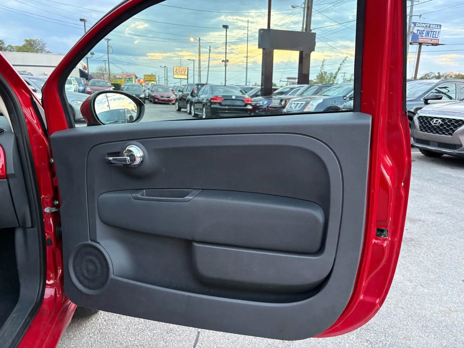 Used 2013 FIAT 500 Pop image 10