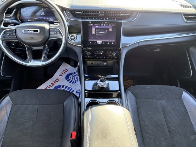 Used 2022 Jeep Grand Cherokee L Laredo image 12