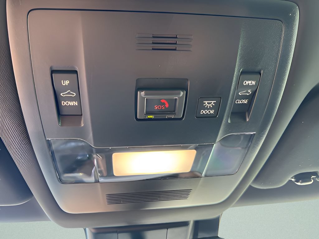Used 2024 Lexus UX 250h F Sport AWD/4WD image 13
