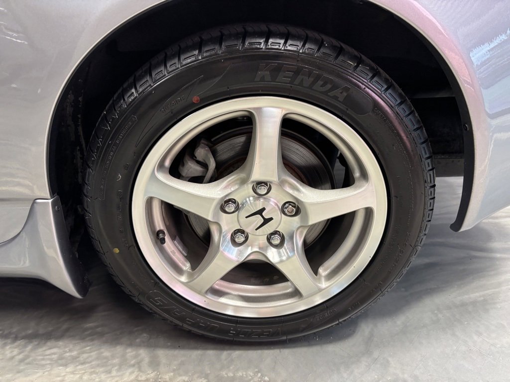 Used 2003 Honda S2000 image 18