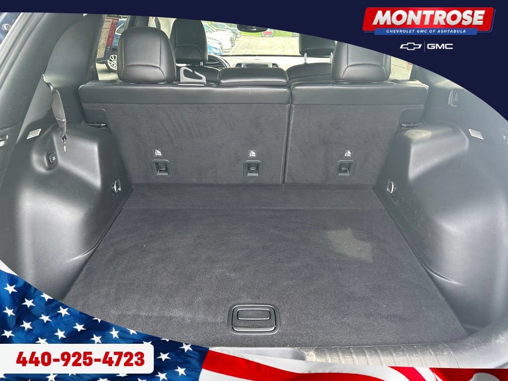 Used 2019 Jeep Cherokee Latitude Plus w/ Comfort/Convenience Group AWD/4WD image 27
