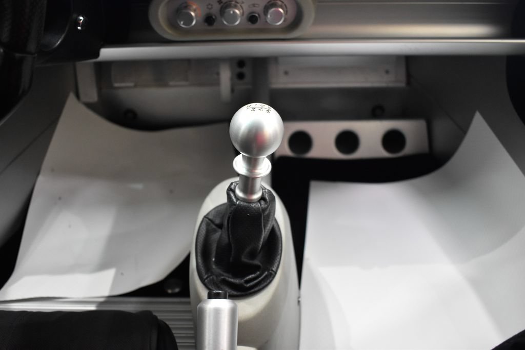 Used 2005 Lotus Elise RWD image 28