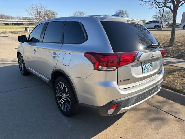 Used 2018 Mitsubishi Outlander SEL image 5