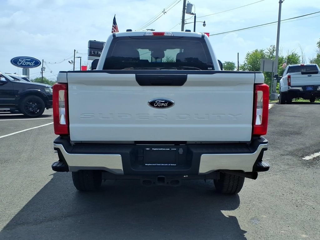 Certified 2023 Ford F350 XL w/ Snow Plow Prep Package AWD/4WD image 18