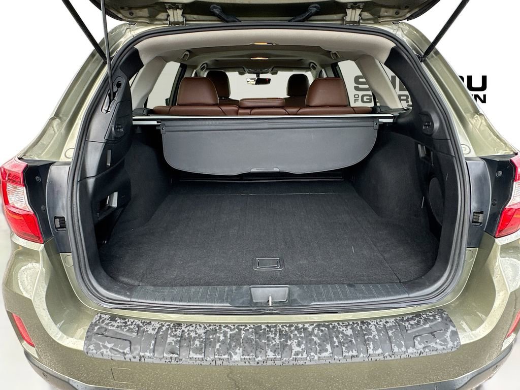 Used 2017 Subaru Outback 2.5i Touring w/ Popular Package #5A image 32