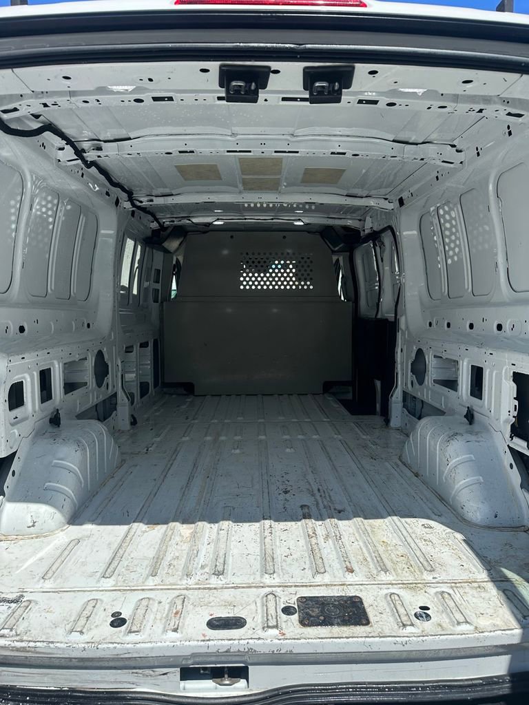 Used 2019 Ford Transit 150 148 Low Roof RWD image 22