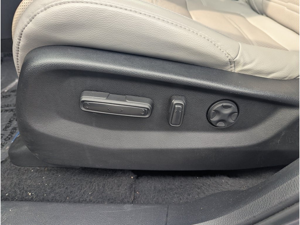 Used 2021 Honda CR-V EX-L image 17