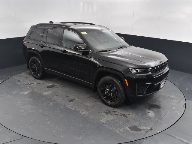 New 2026 Jeep Grand Cherokee Altitude AWD/4WD image 37