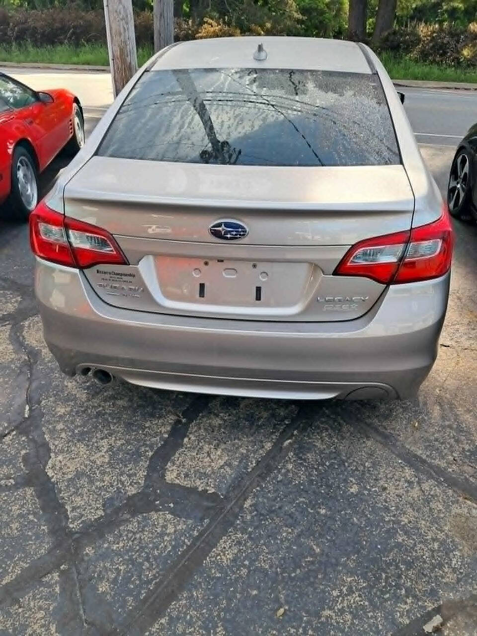 Used 2016 Subaru Legacy 2.5i Limited AWD/4WD image 4