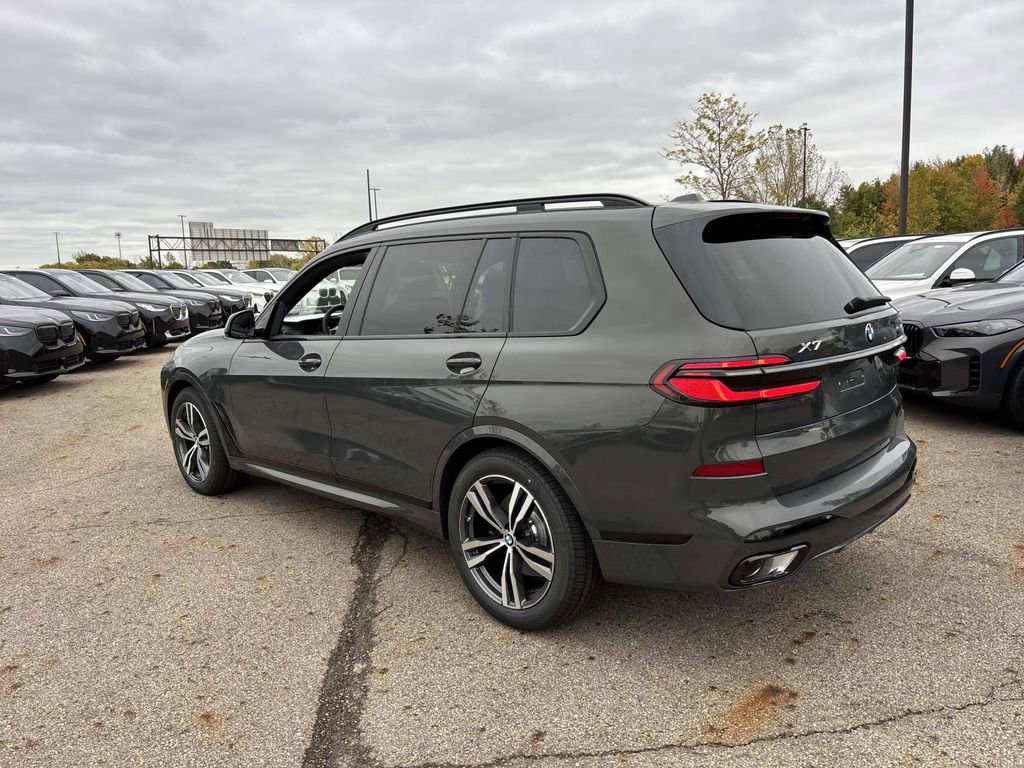 New 2026 BMW X7 xDrive40i w/ M Sport Package image 5