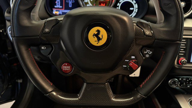 Used 2017 Ferrari California T image 9