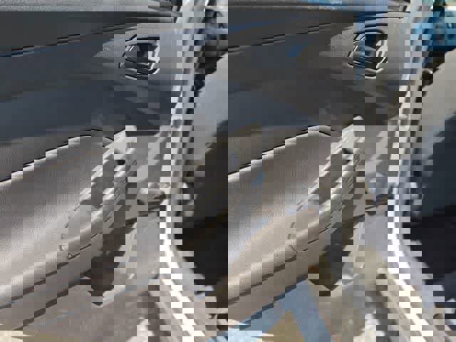 Used 2012 Ford Focus S image 11