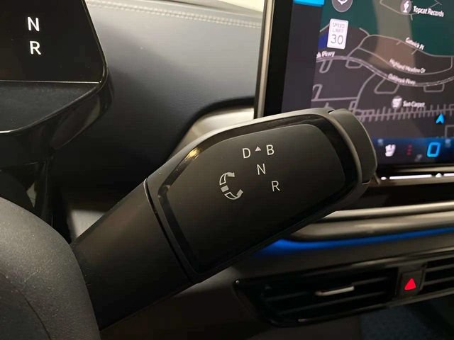 Used 2025 Volkswagen ID.4 Pro S RWD image 38