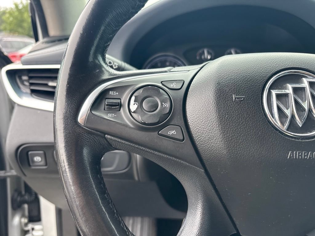 Used 2019 Buick Enclave Essence FWD image 21