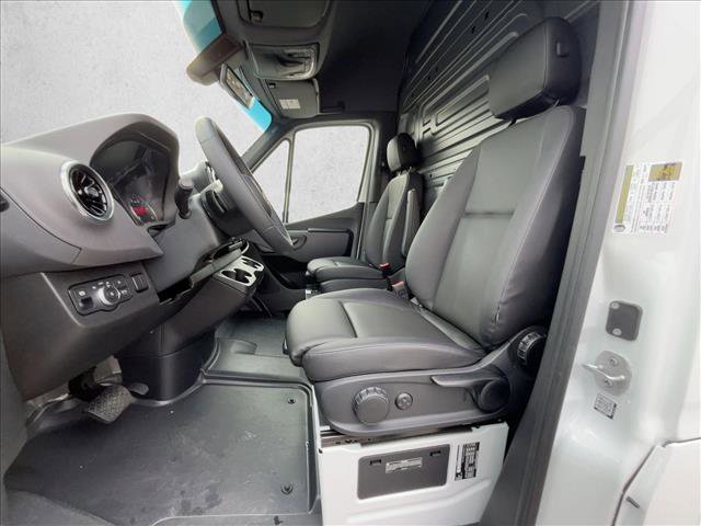 New 2026 Mercedes-Benz Sprinter 2500 image 4