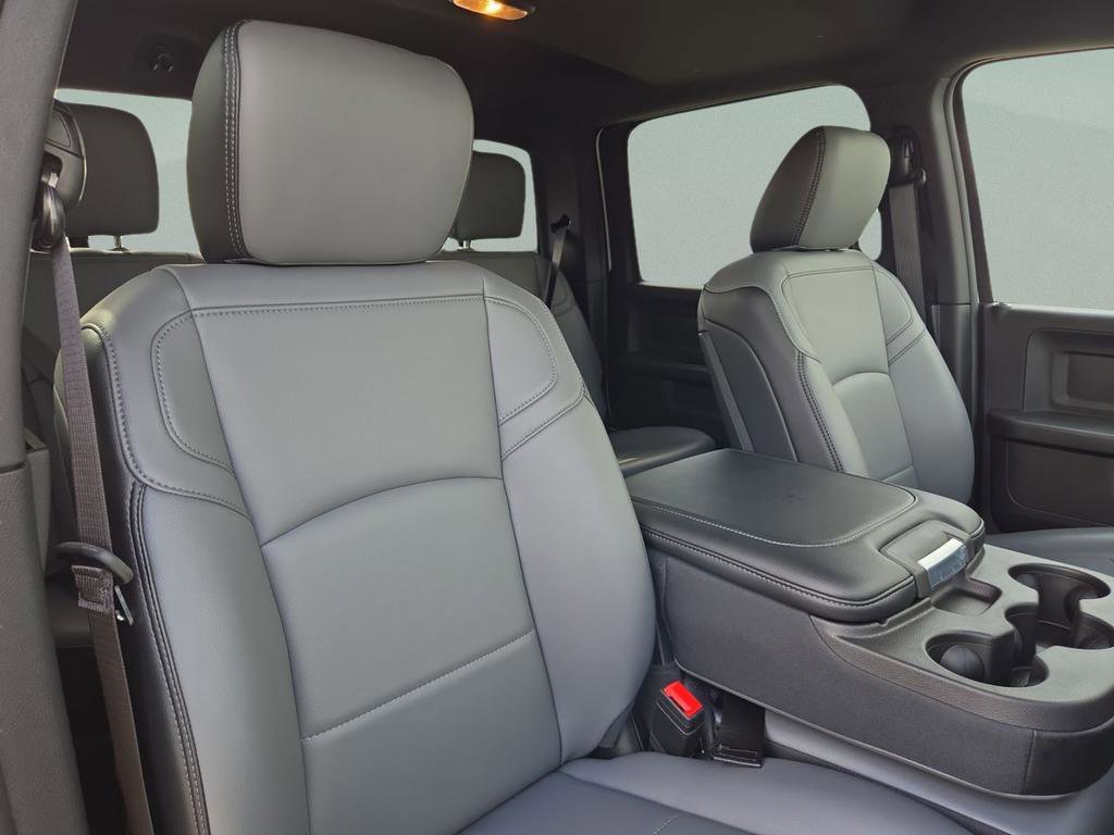 New 2026 RAM 5500 Tradesman w/ Chrome Appearance Group image 33