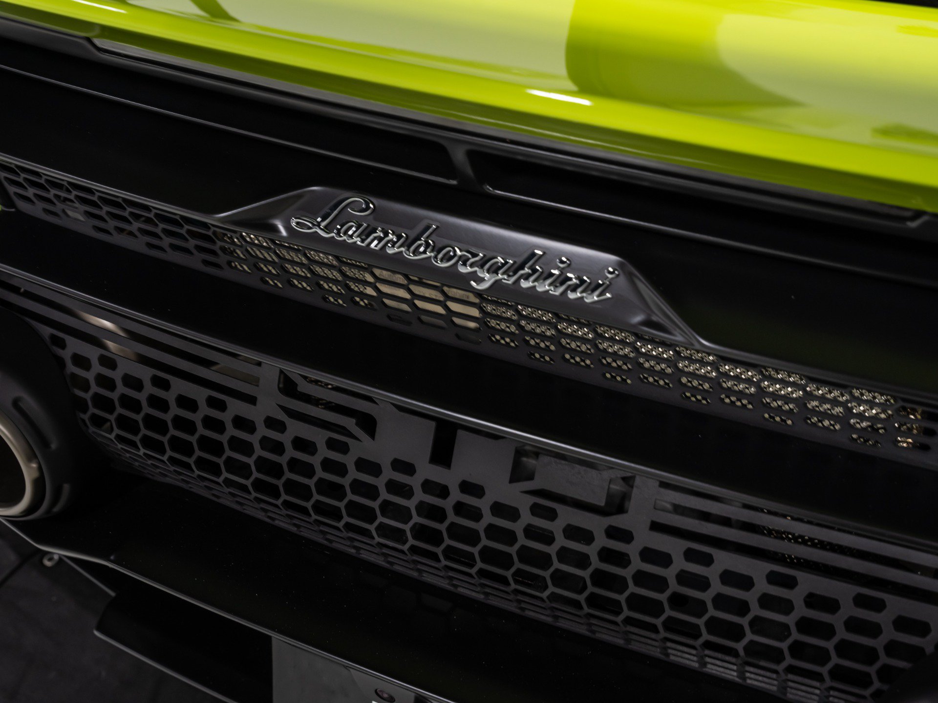 Used 2023 Lamborghini Huracan STO RWD image 27