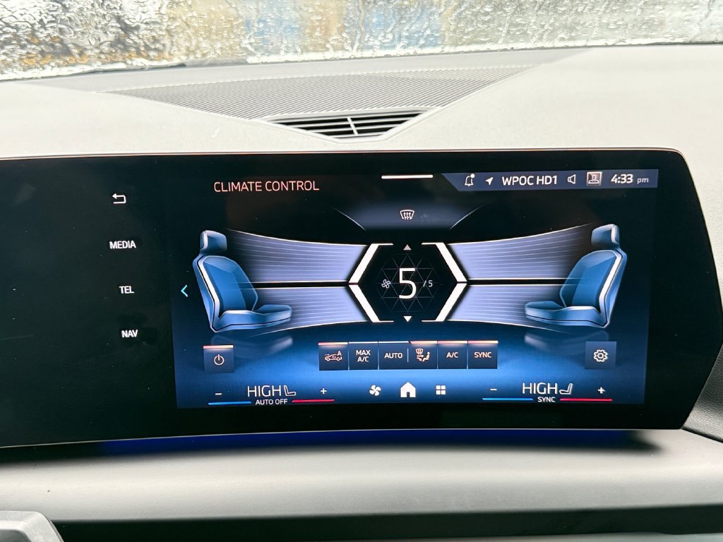 Used 2025 BMW 228i xDrive AWD/4WD image 16