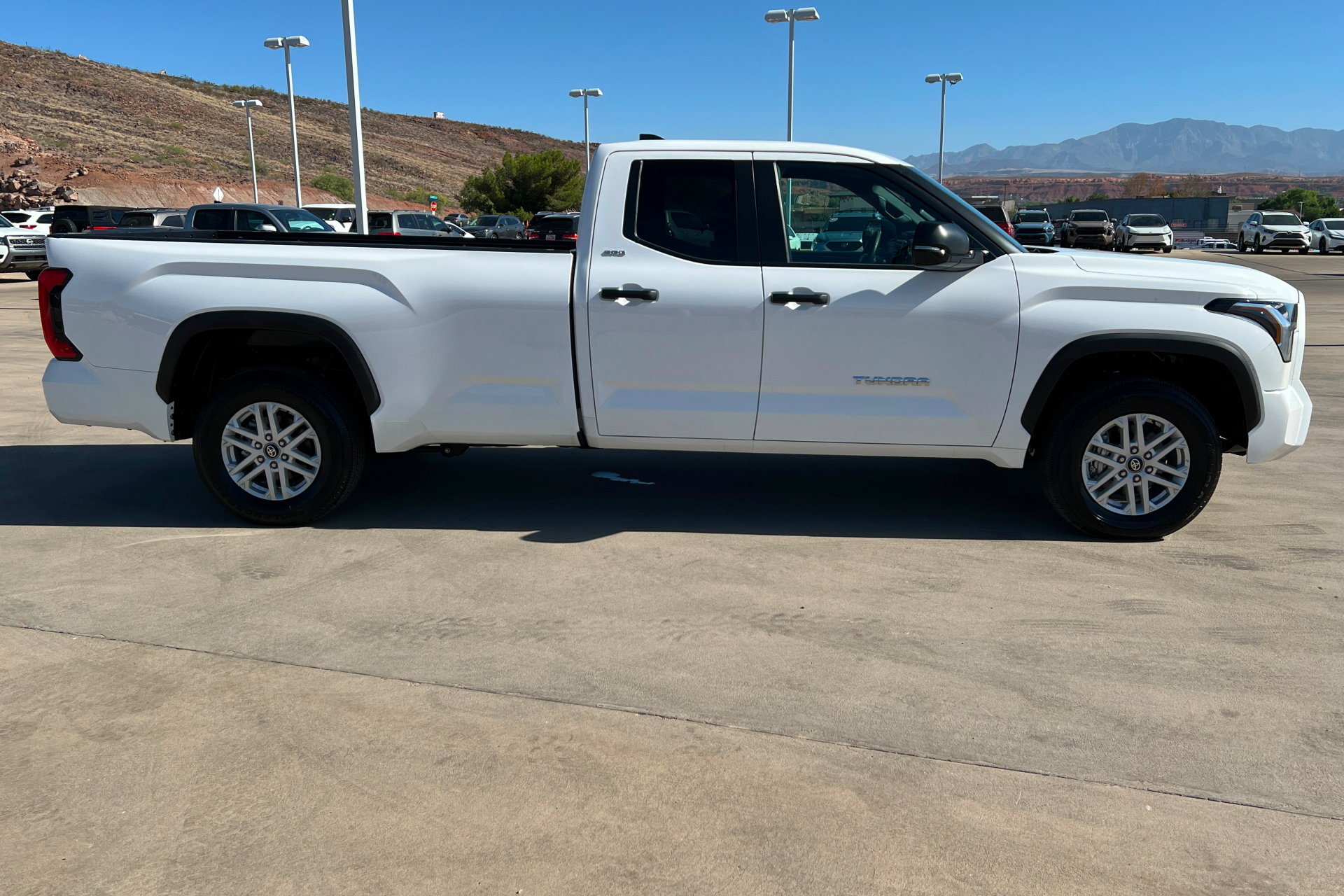Certified 2026 Toyota Tundra SR5 w/ SR5 Convenience Package AWD/4WD image 6