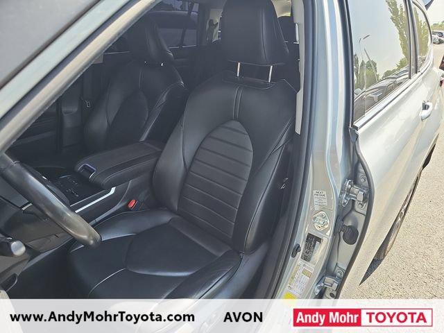 Used 2022 Toyota Highlander XLE FWD image 10