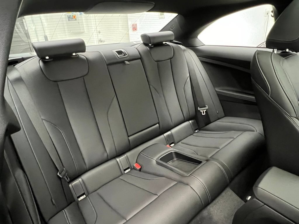 Used 2026 BMW 230i Coupe RWD image 8