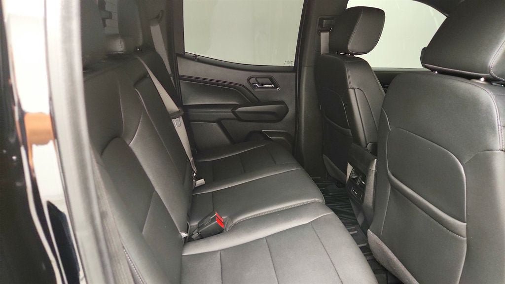Used 2024 GMC Canyon Elevation w/ Elevation Premium Package AWD/4WD image 22