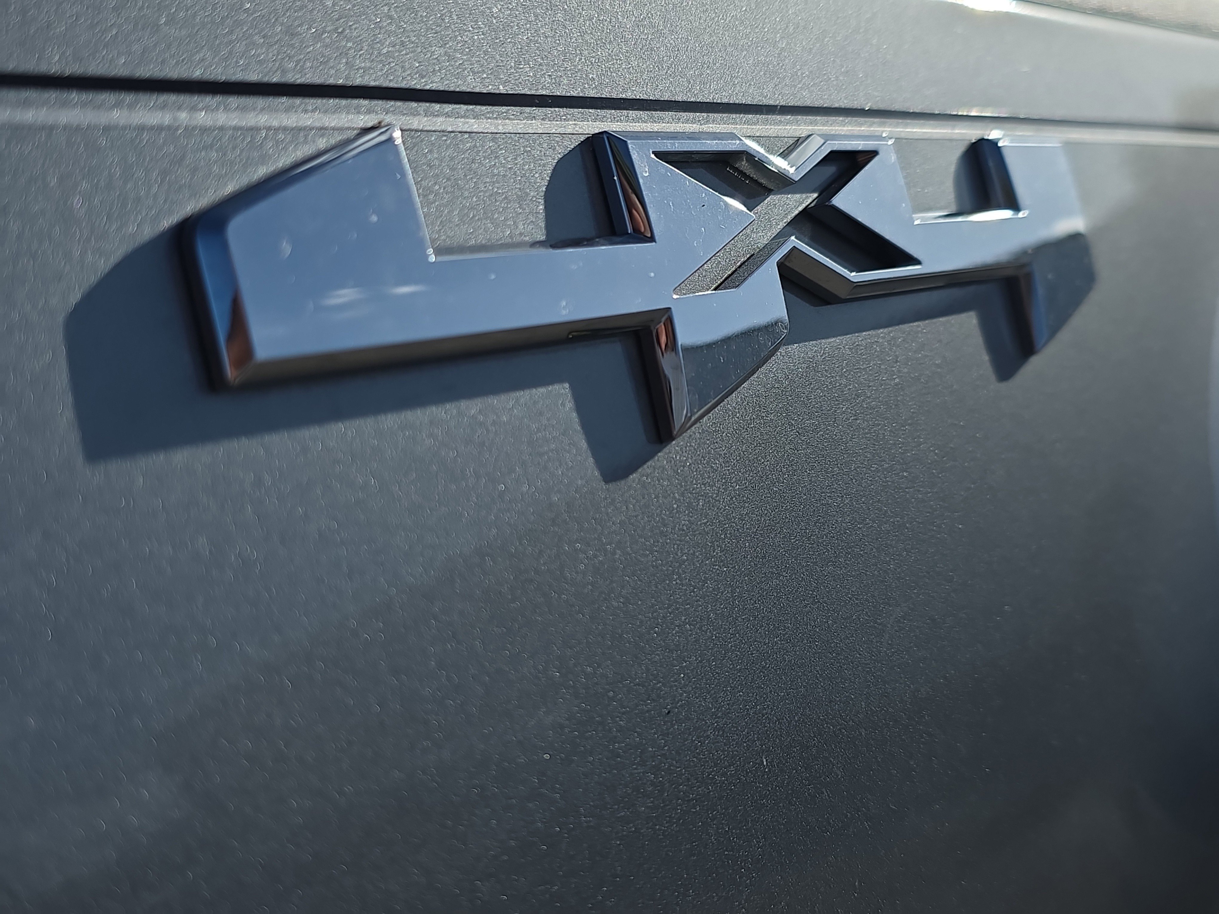 Used 2025 GMC Sierra 2500 SLE w/ SLE Convenience Package image 8