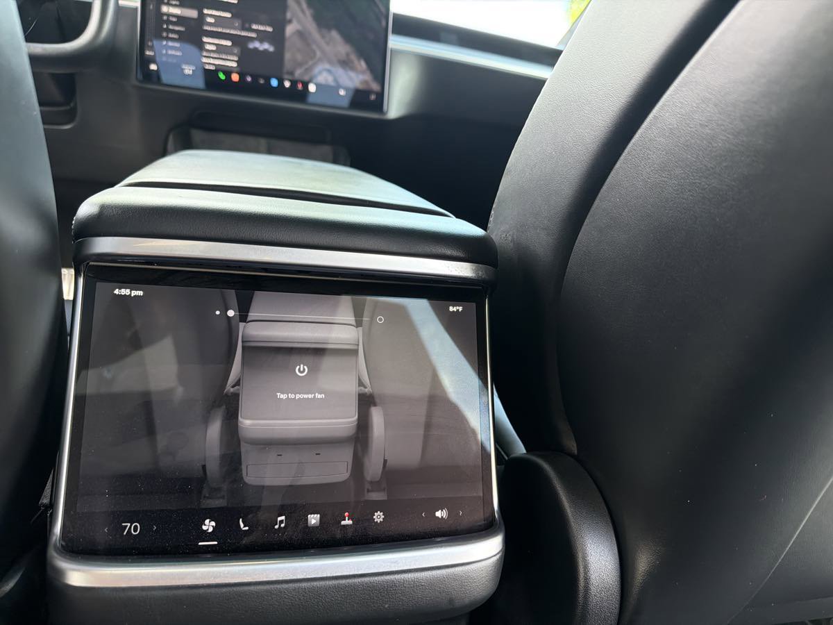 Used 2023 Tesla Model X AWD/4WD image 43