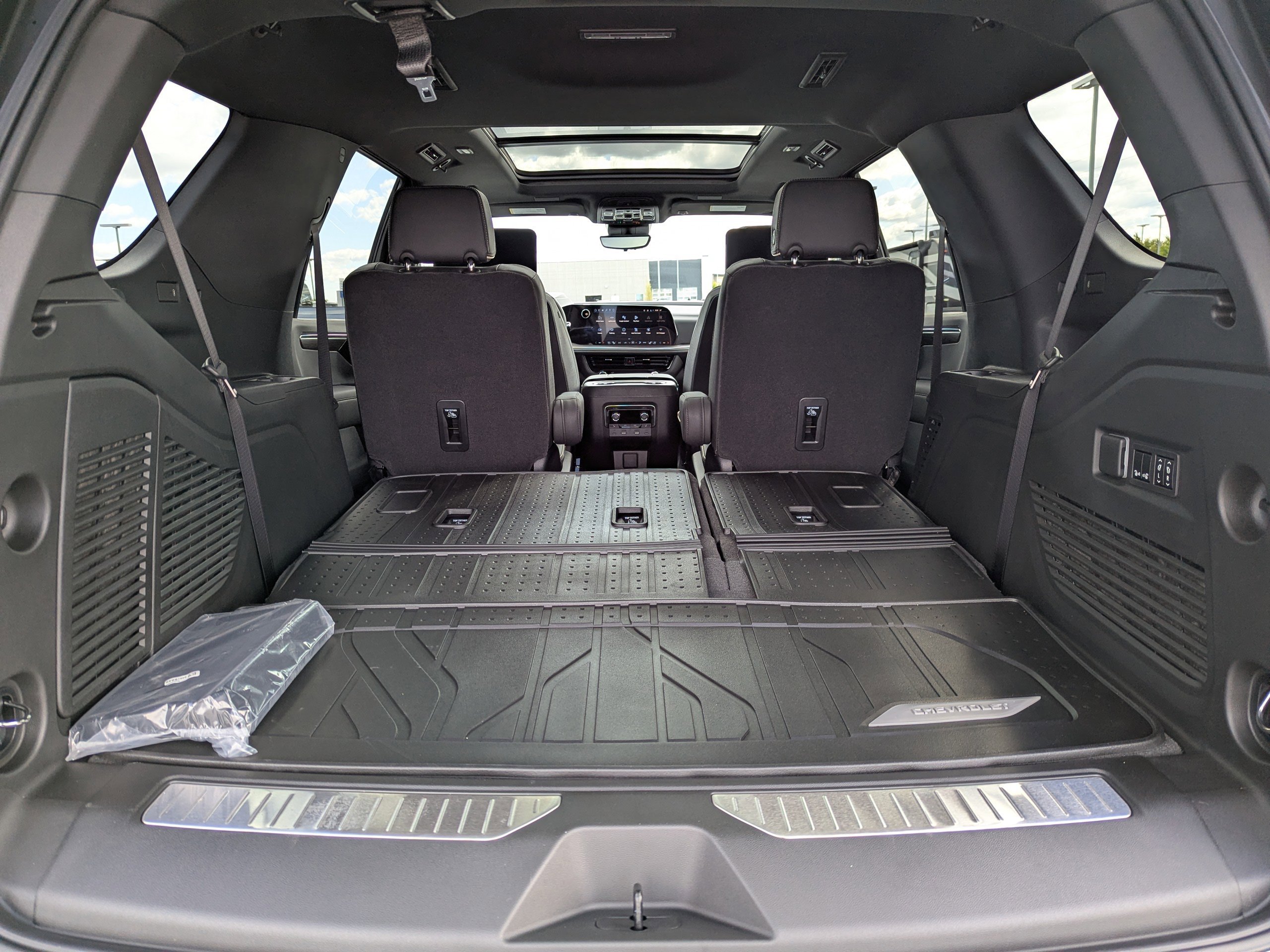 New 2026 Chevrolet Tahoe Premier AWD/4WD image 38