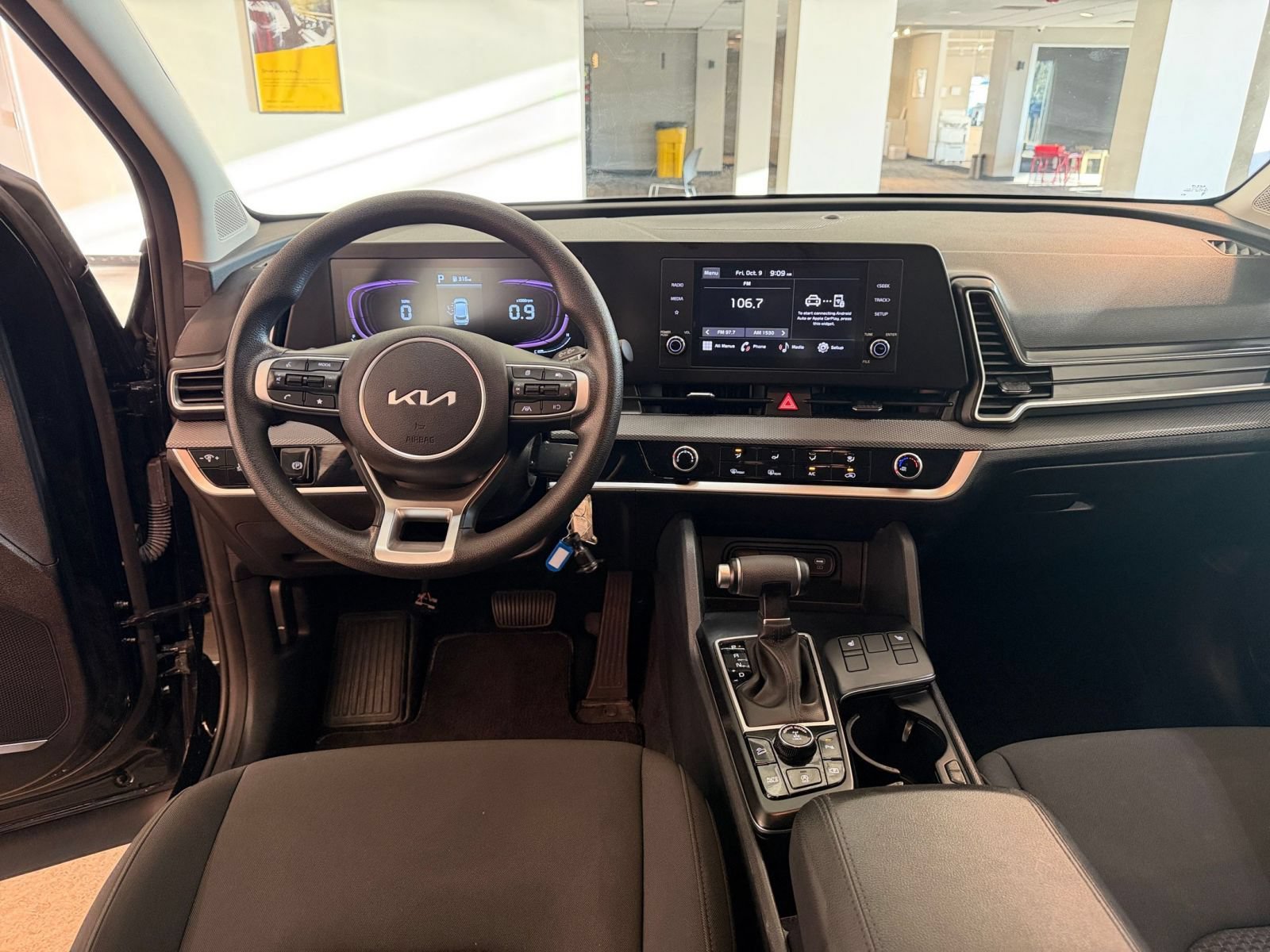 Used 2025 Kia Sportage LX AWD/4WD image 33