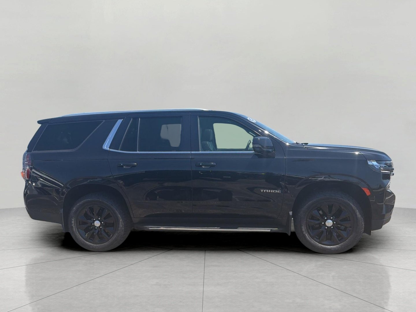 Used 2021 Chevrolet Tahoe LT w/ LT Signature Package AWD/4WD image 10