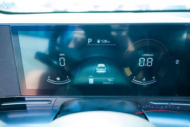Used 2025 Hyundai Kona SEL AWD/4WD image 9