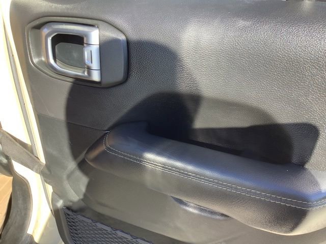 Used 2020 Jeep Gladiator Rubicon image 17