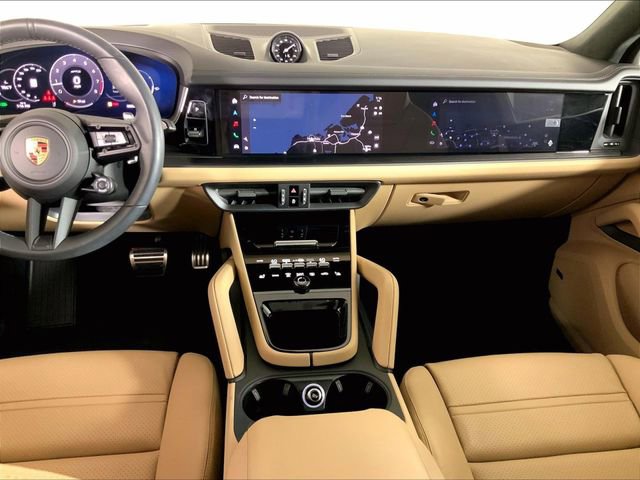 Used 2025 Porsche Cayenne GTS image 14