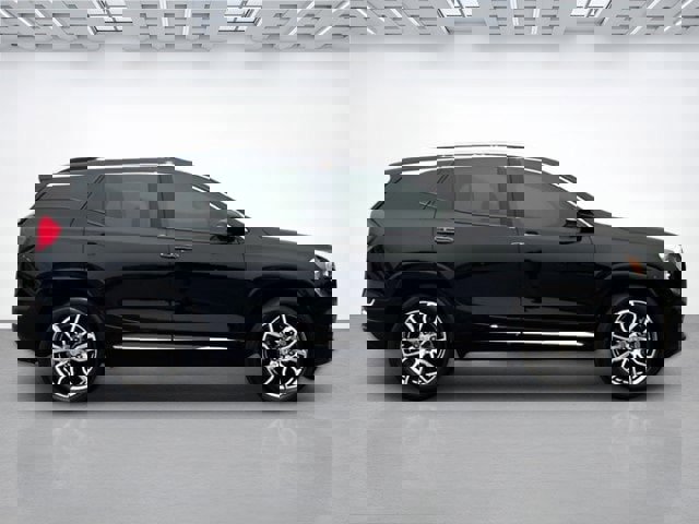 Used 2023 GMC Terrain Denali image 3