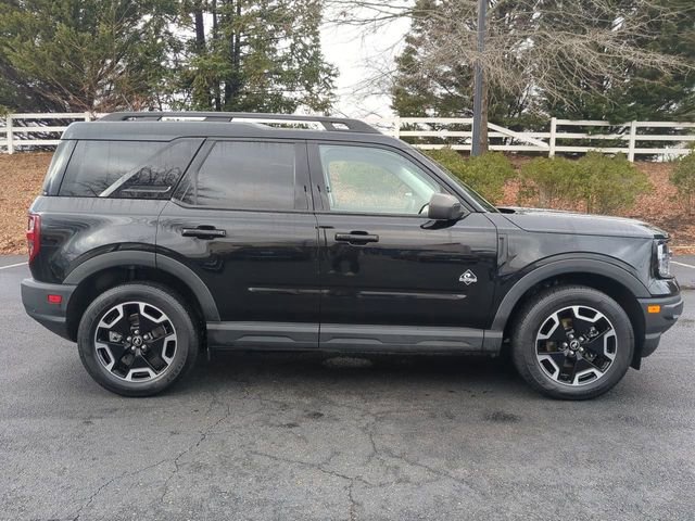 Used 2022 Ford Bronco Sport Outer Banks image 3