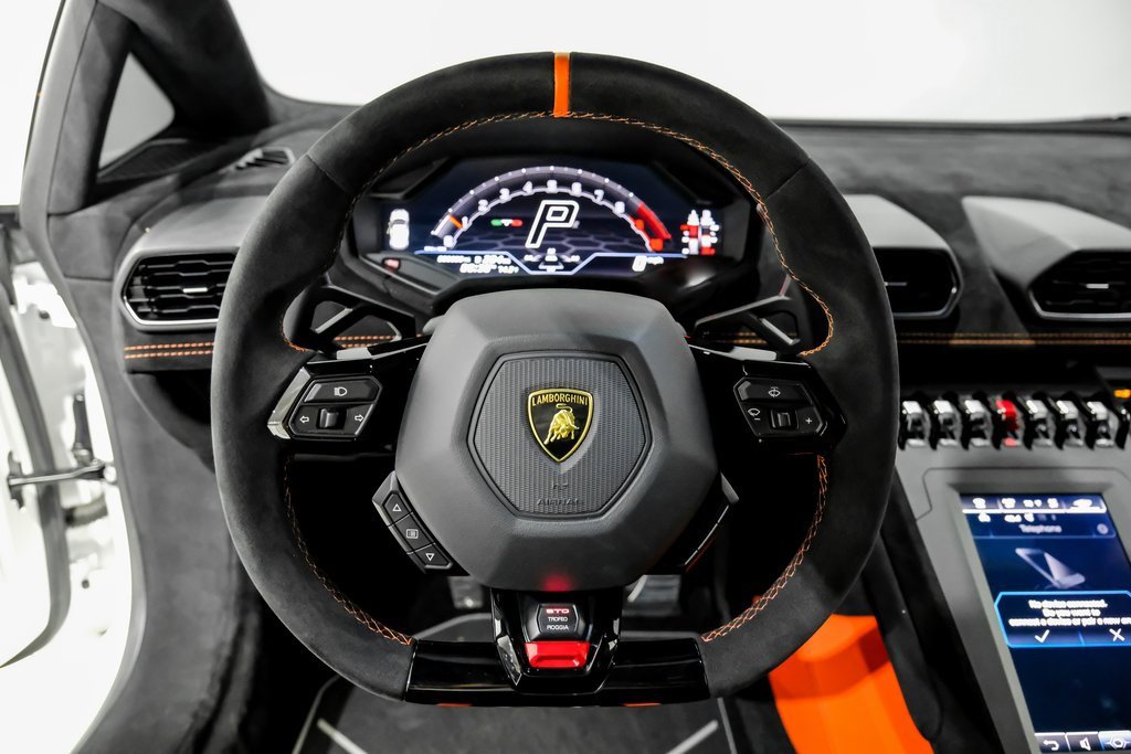Used 2024 Lamborghini Huracan STO image 10