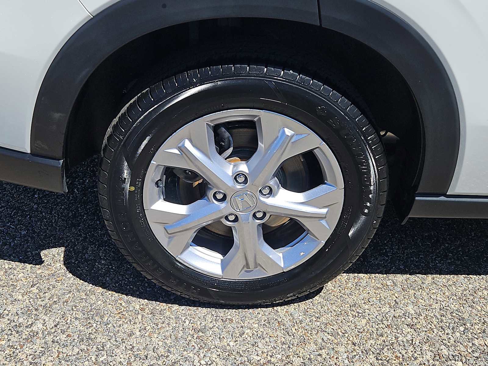 Certified 2023 Honda HR-V LX image 9
