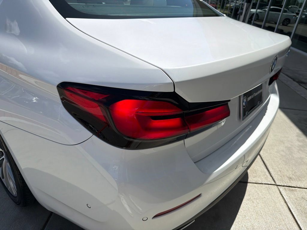 Used 2021 BMW 530i w/ Premium Package RWD image 15