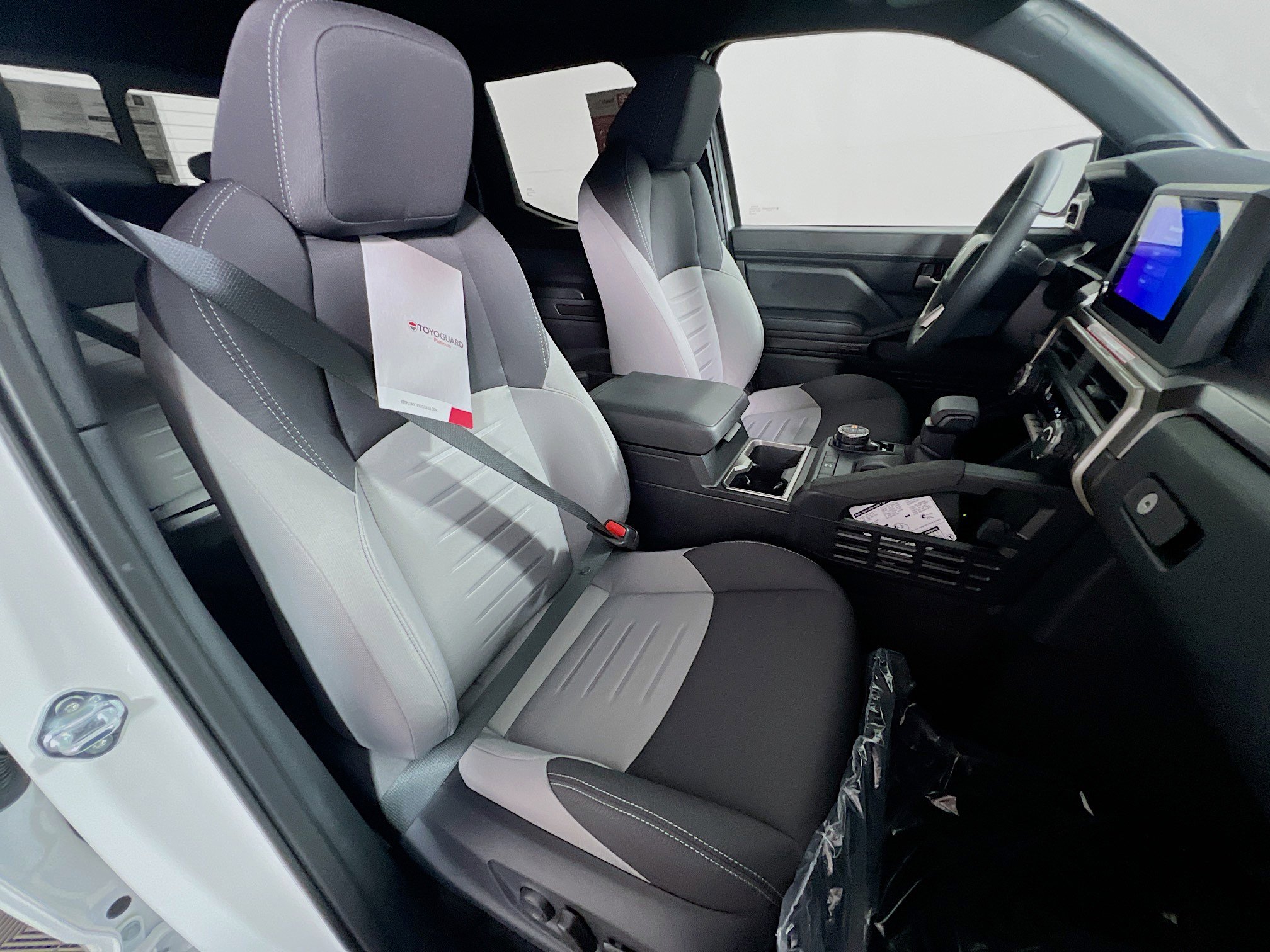 New 2025 Toyota Tacoma TRD Off-Road image 30