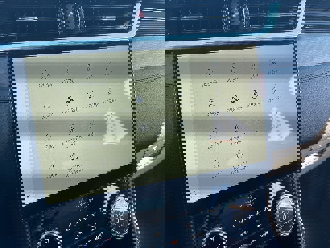 Used 2022 Jaguar F-PACE S image 19