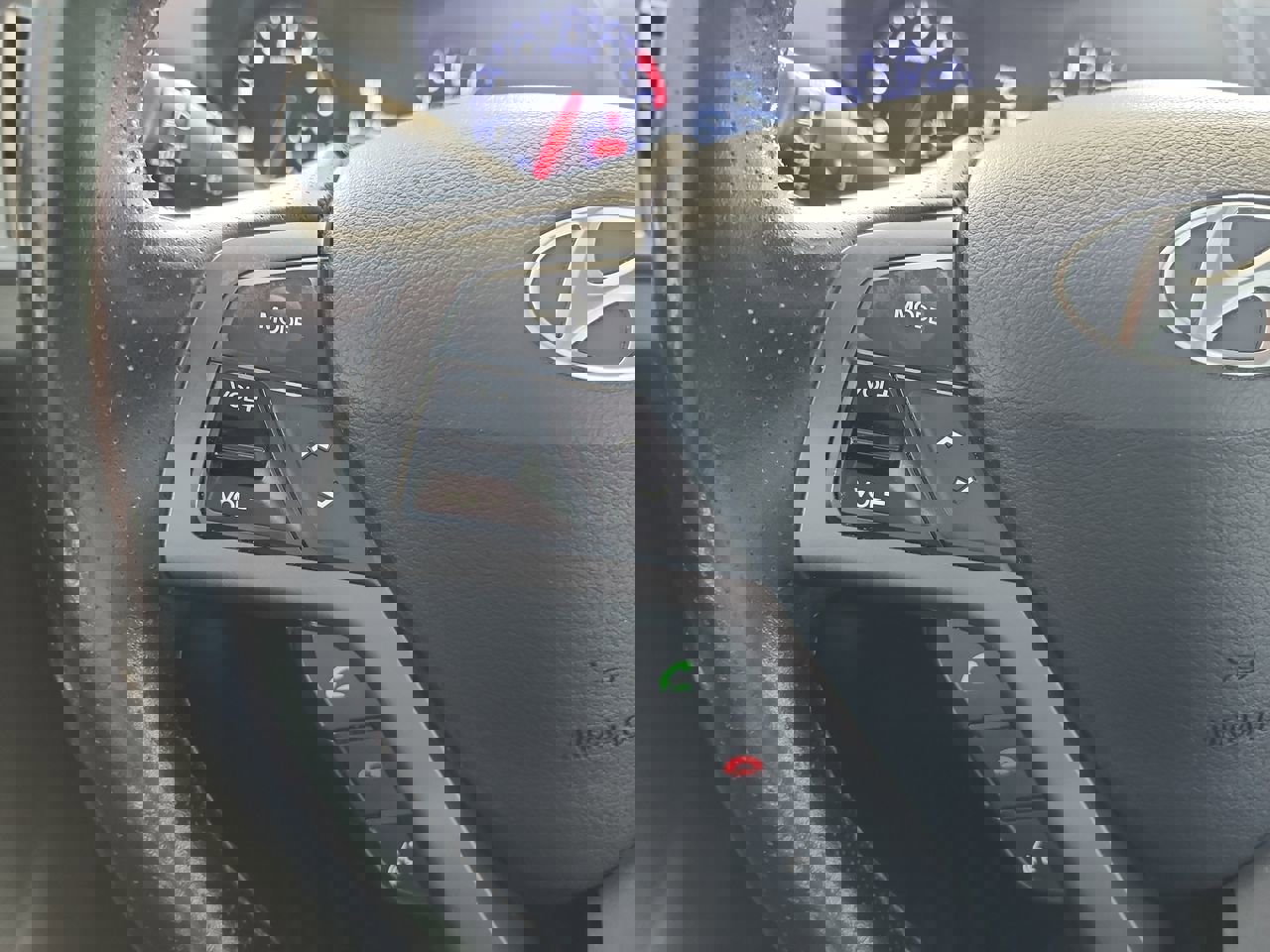 Used 2016 Hyundai Veloster Turbo w/ Option Group 04 image 13