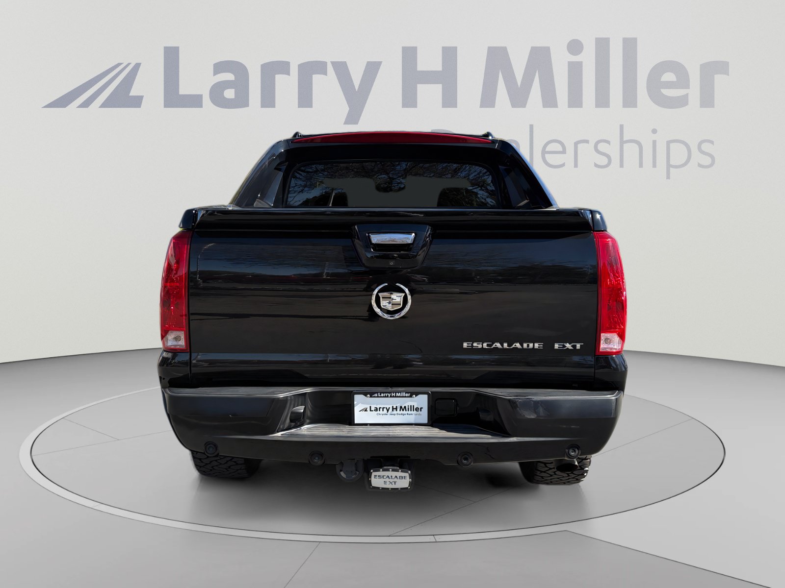 Used 2008 Cadillac Escalade EXT AWD/4WD image 4