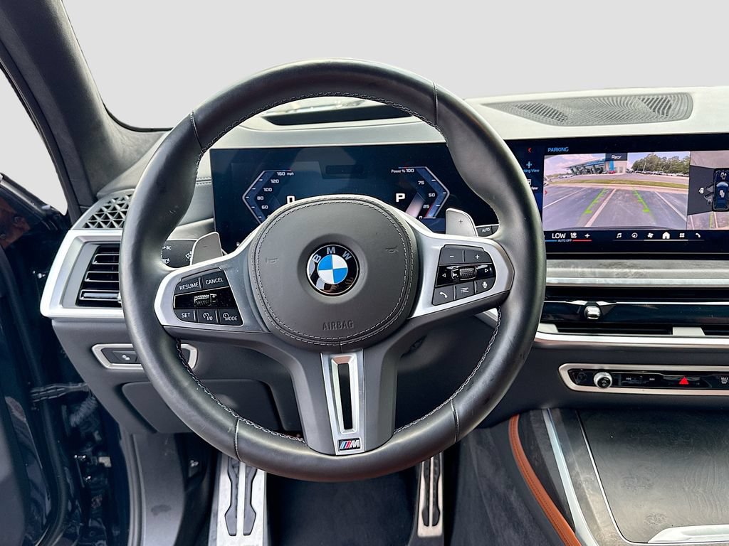 Used 2025 BMW X7 M60i AWD/4WD image 15