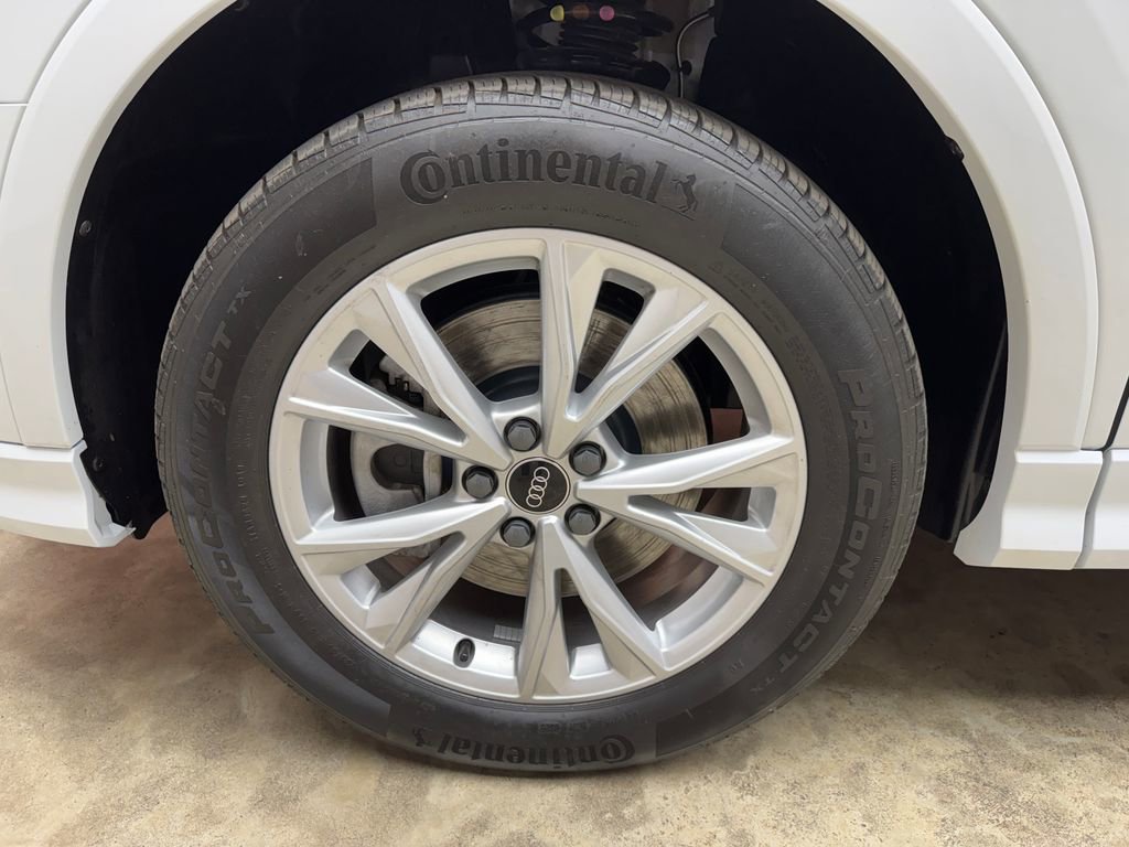 Used 2025 Audi Q3 2.0T Premium AWD/4WD image 28