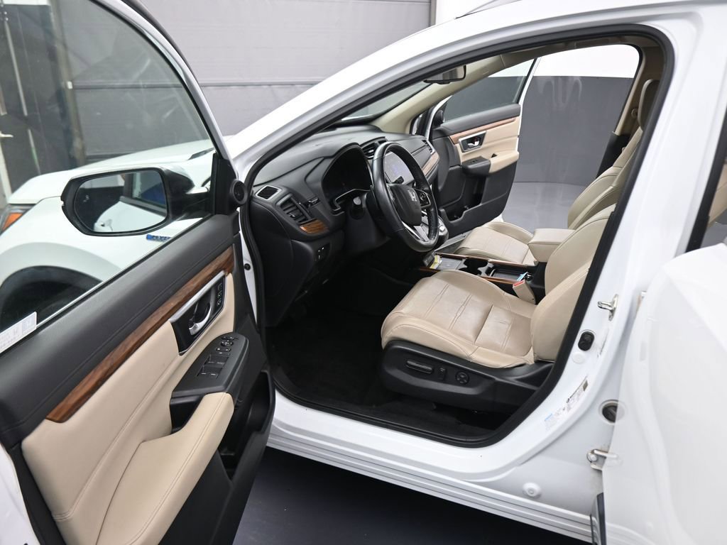 Used 2020 Honda CR-V Touring image 41
