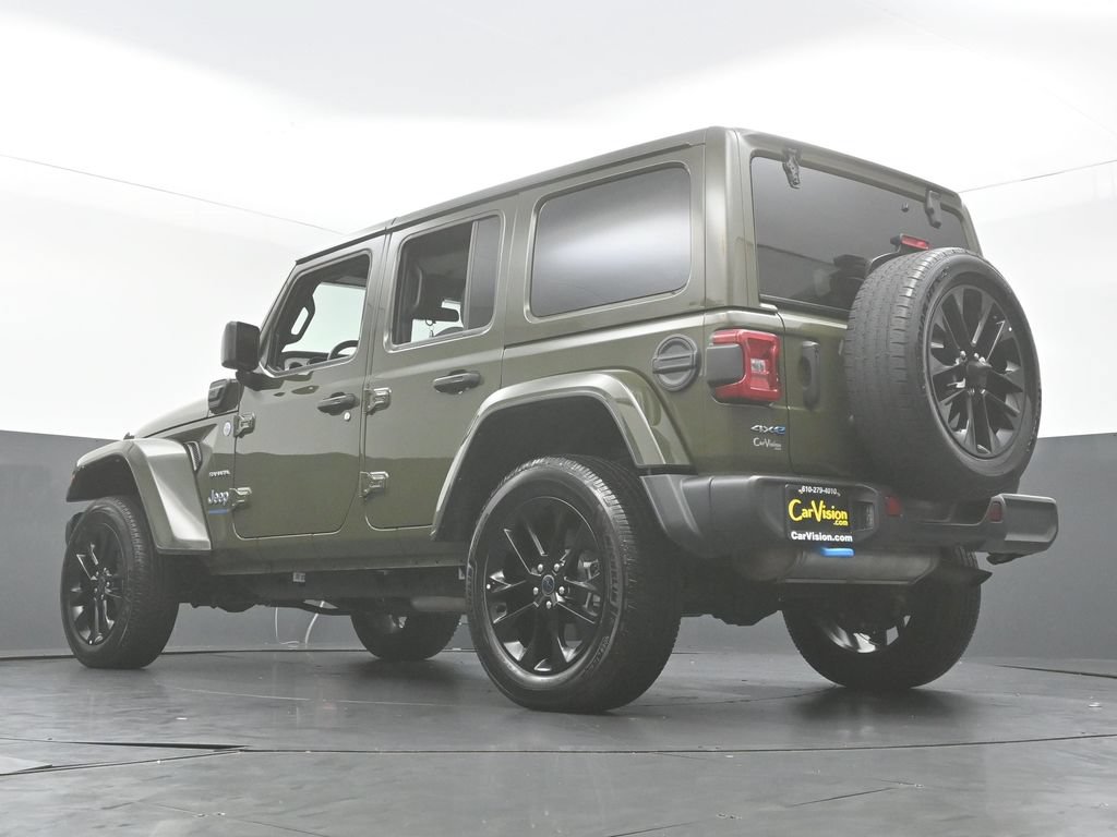 Used 2024 Jeep Wrangler Unlimited Sahara AWD/4WD image 45