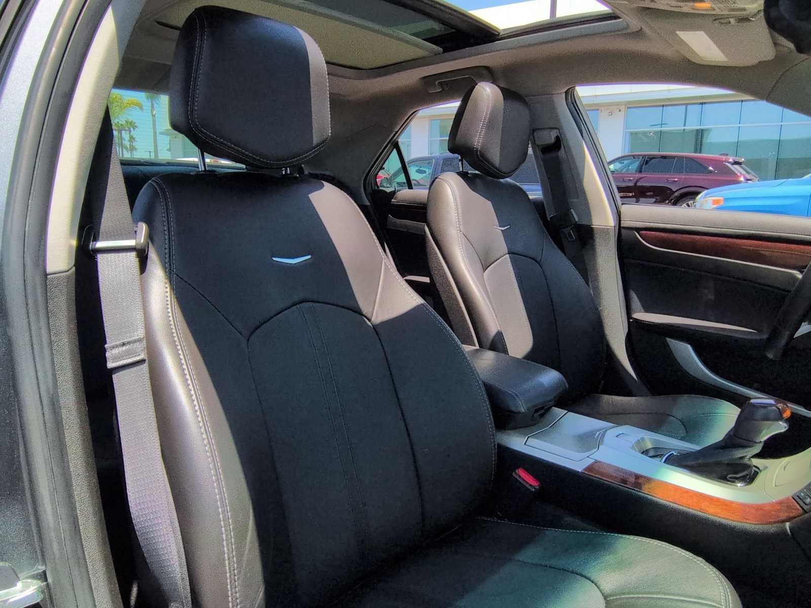 Used 2013 Cadillac CTS Premium RWD image 28