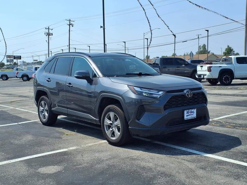 Used 2024 Toyota RAV4 XLE image 1